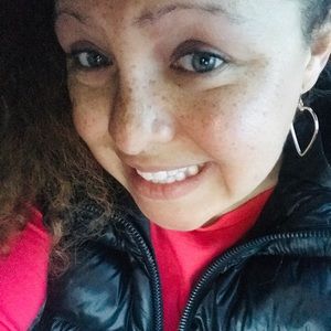 Meet your Posher, Caroline